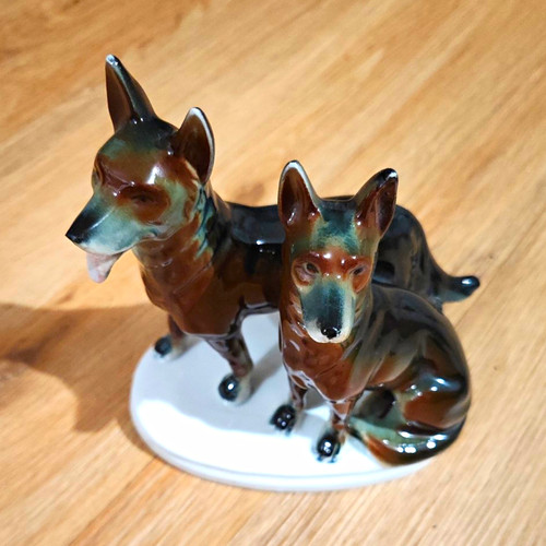 Keramikfigur hundepaar auf - -,