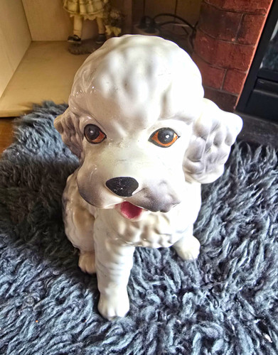 Porzellan keramikfigur hund - porzellan-/keramikfigur,