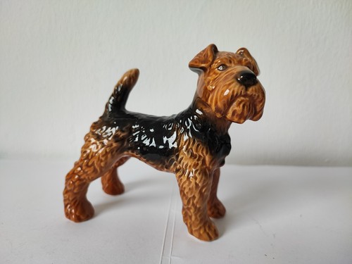 Goebel hund airedale terrier - hund,